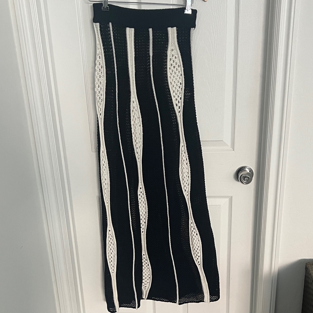 Black and White Knit Maxi Skirt